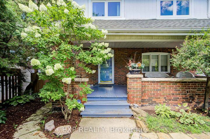 Property Photo: 10 King Street Crescent ON M9N 1K6