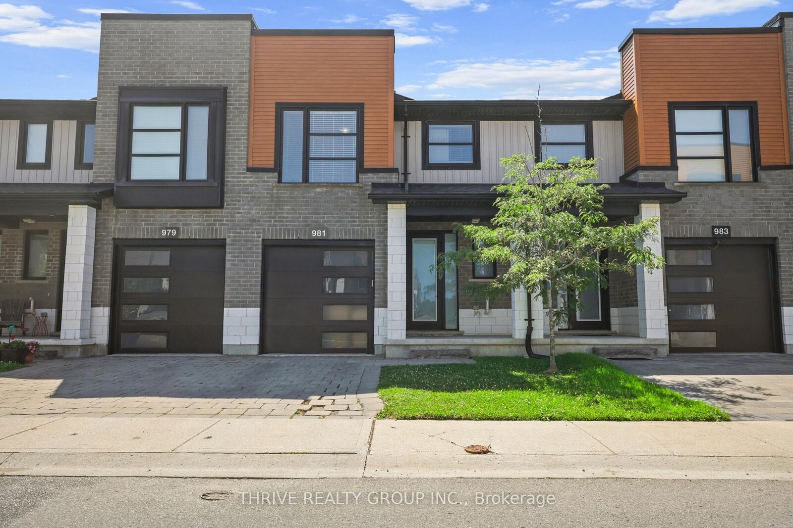 Photo de la propriété: 981 West Village Square ON N6H 0J7