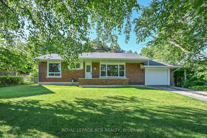 Property Photo: 18 Doner Street ON L9R 1M6