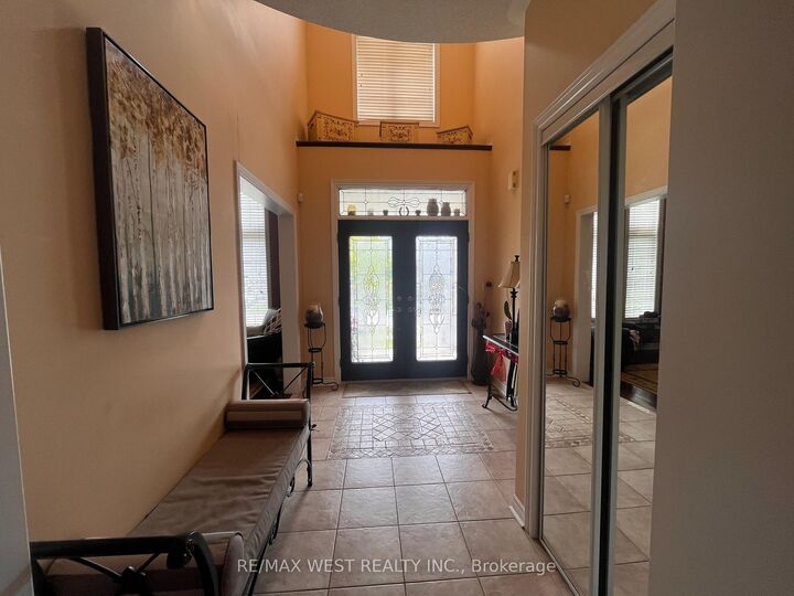 Property Photo: 20 Regalia Way ON L4M 7H7