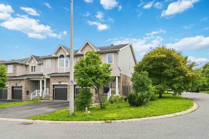 216 Cityview Crescent — photo 1