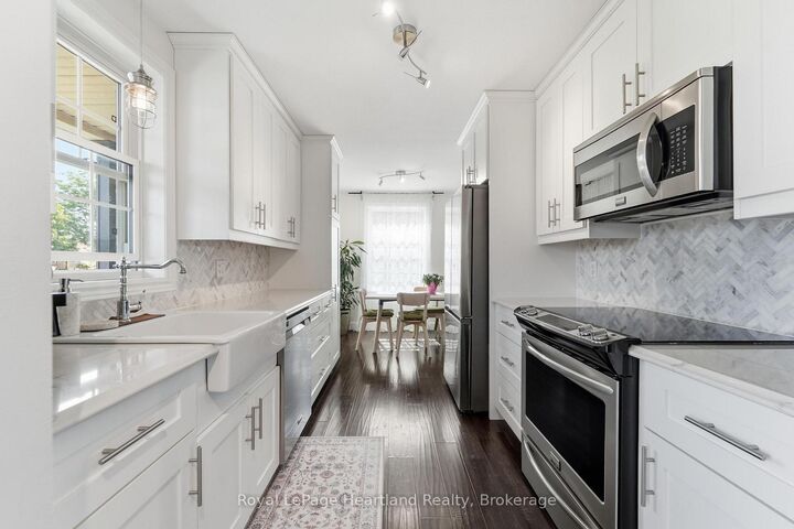 Property Photo: 770 Scott Street W ON N4W 1J5