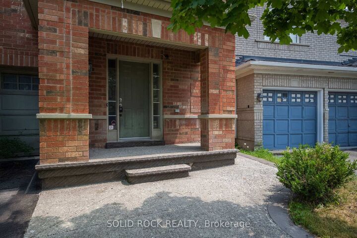 Property Photo:  41 Trumpet Valley Boulevard  ON L7A 2Z8 