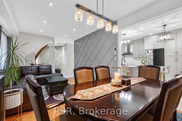 Property Photo:  5183 Oscar Peterson Boulevard  ON L5M 7W5 