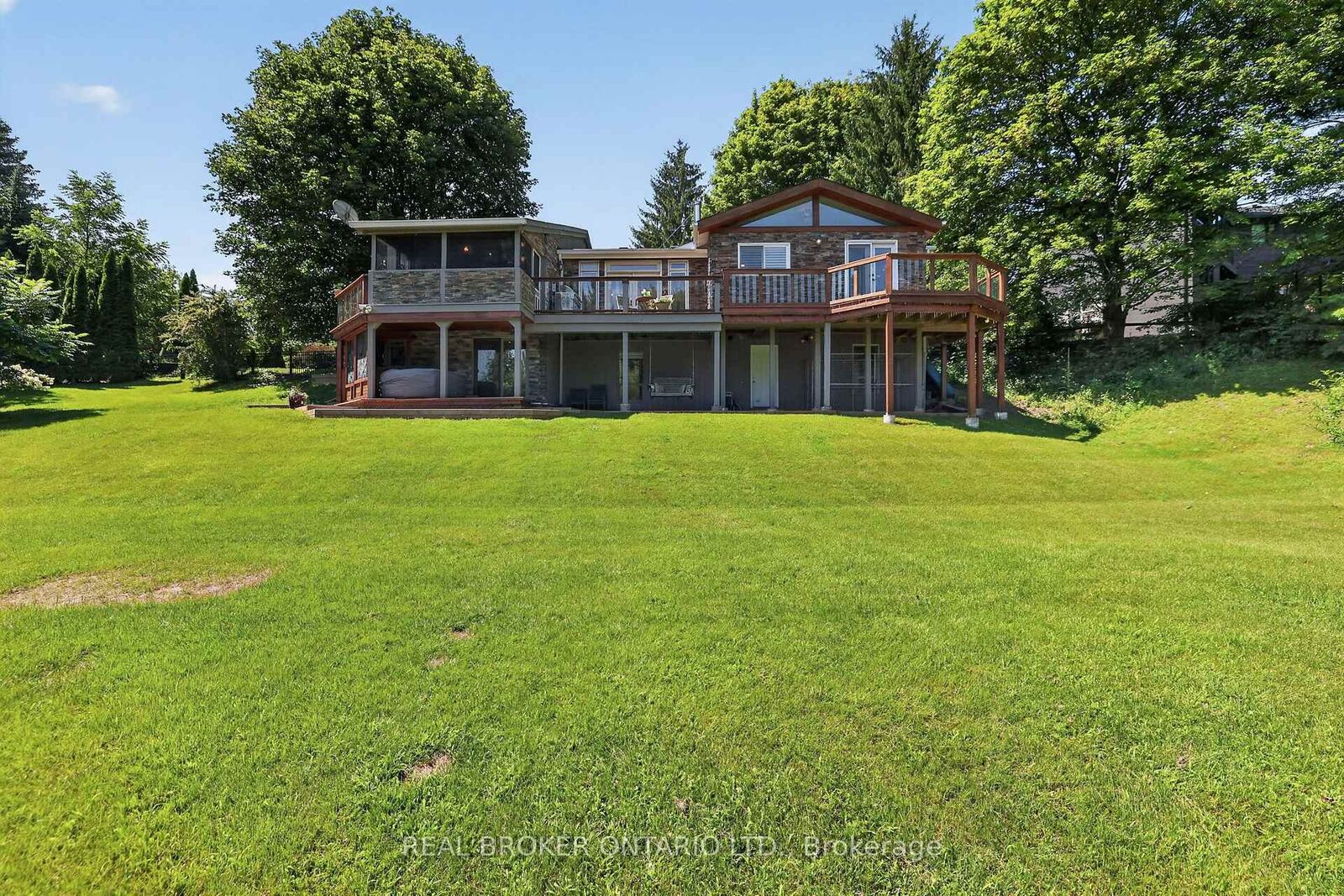 Property Photo: 20417 Centre Street ON L0G 1M0