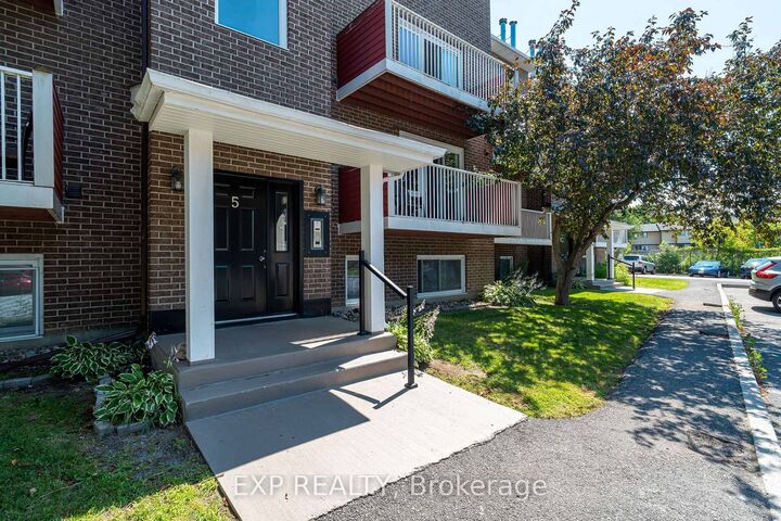 Property Photo:  1589 St. Bernard Street 505  ON K1T 3H9 