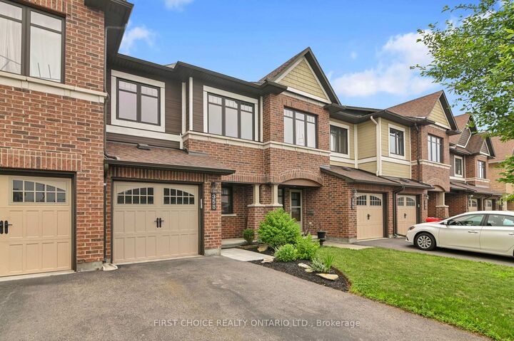 Property Photo:  358 Gerry Lalonde Drive  ON K4A 0Y3 