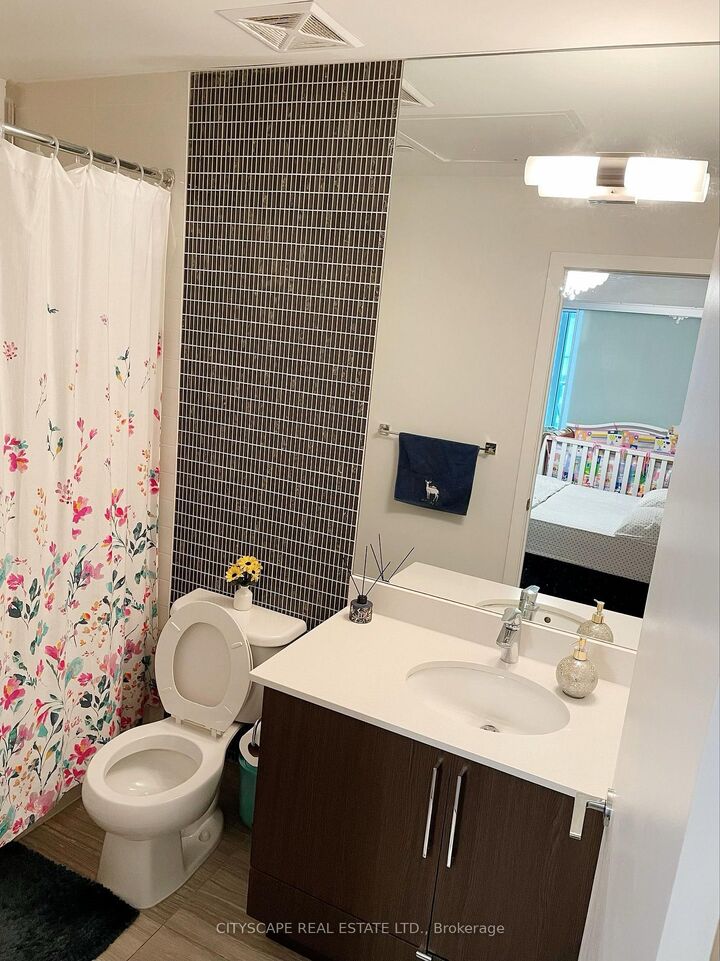 Property Photo:  51 East Liberty Street 414  ON M6K 3P8 