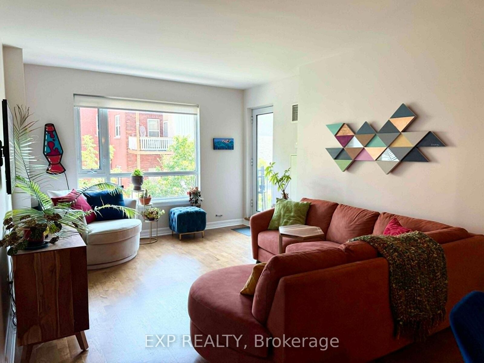 Property Photo:  200 Besserer Street 303  ON K1N 0A7 