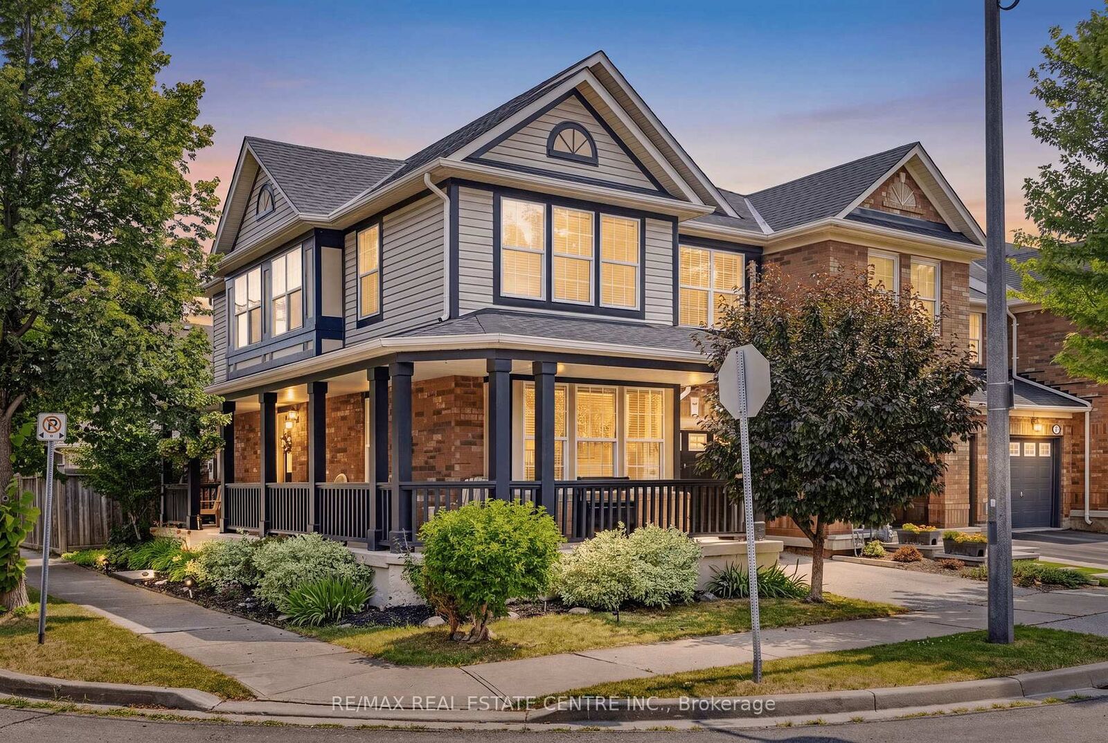Property Photo:  619 Porter Way  ON L9T 5V9 