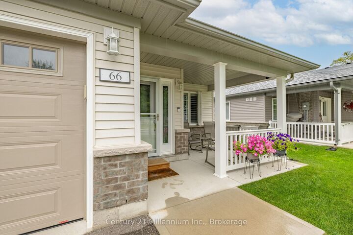 Property Photo:  66 Ivy Crescent  ON L9Z 0H8 