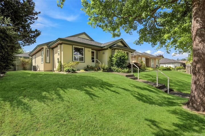 Property Photo: 808 Stanhope Rd BC V9P 2T7