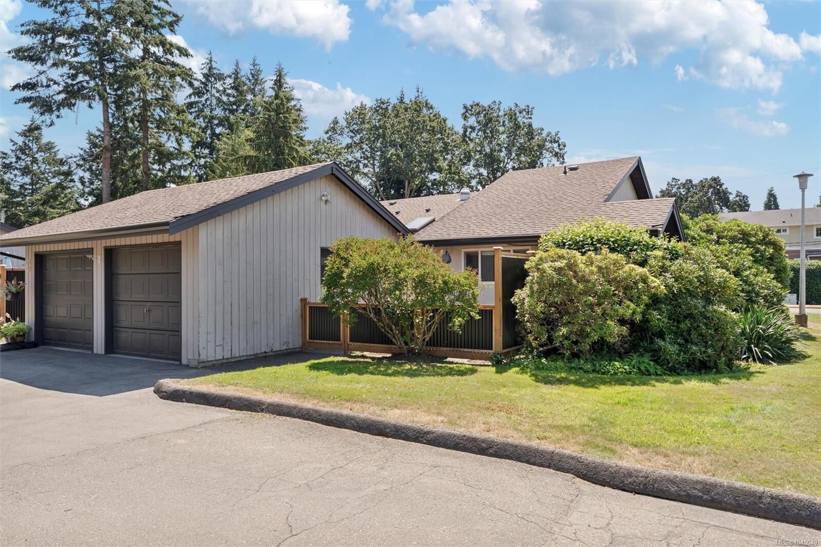 Property Photo:  1184 Clarke Rd #4  BC V8N 2C3 