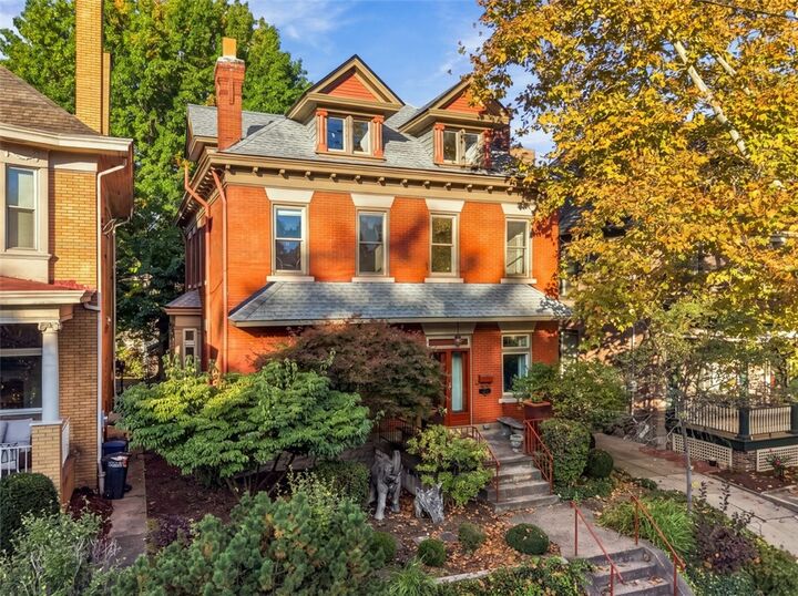 Property Photo:  1524 Murray Ave  PA 15217 
