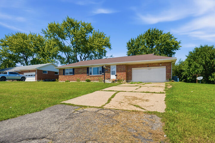Property Photo:  1450 Moorefield Road  OH 45503 