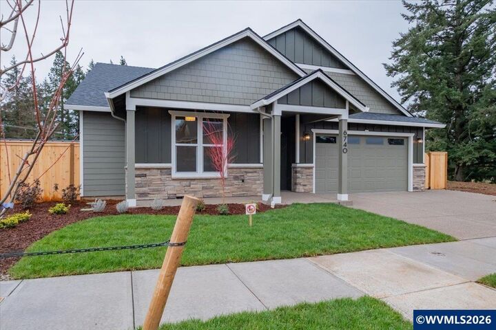 Property Photo:  6660 Maddie Nichole St SE  OR 97306 