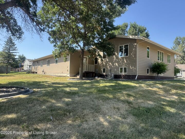 Property Photo:  520 4th Street NE  ND 58854 