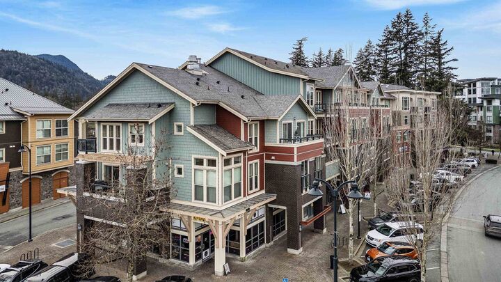 45530 Market Way 312 — photo 1