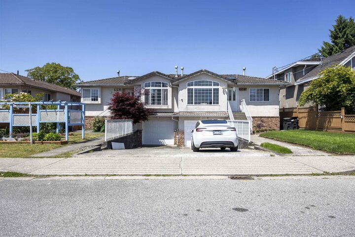 Property Photo: 7523 17th Avenue BC V3N 1L6