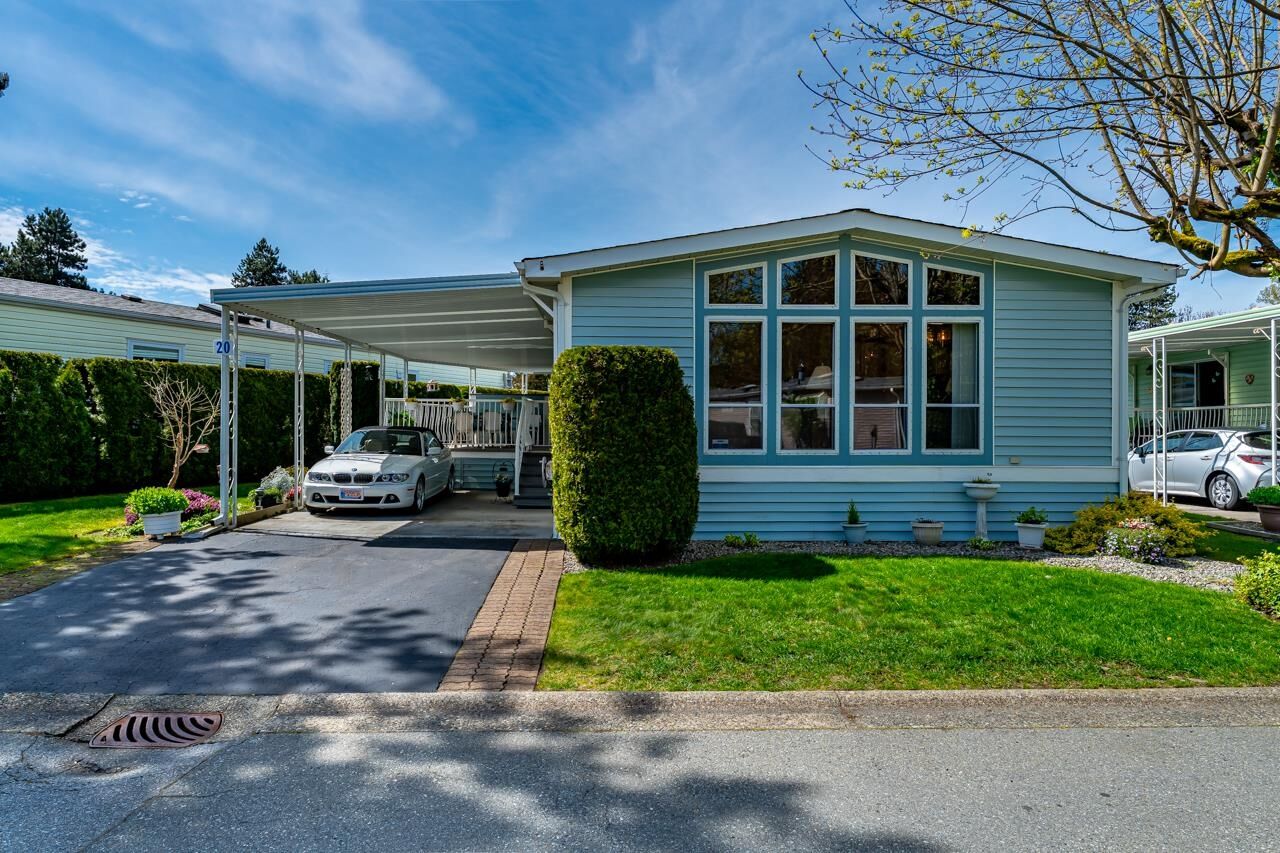 Property Photo: 145 King Edward Street 20 BC V3K 6L1