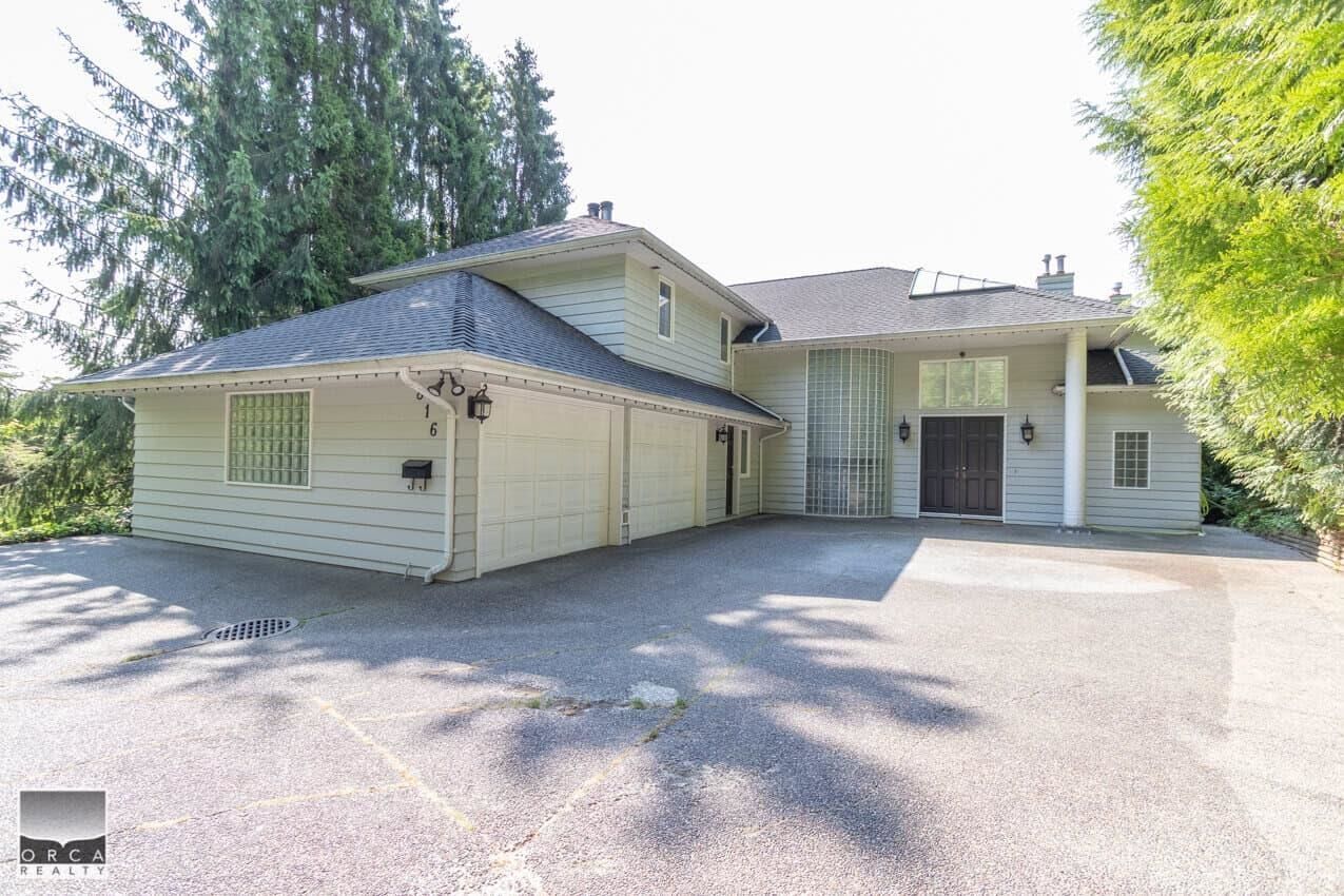 Property Photo:  816 Anderson Crescent  BC V7T 1S7 