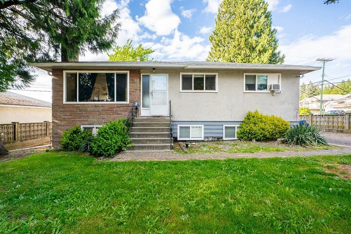 Property Photo: 11191 90 Avenue BC V4C 3H1