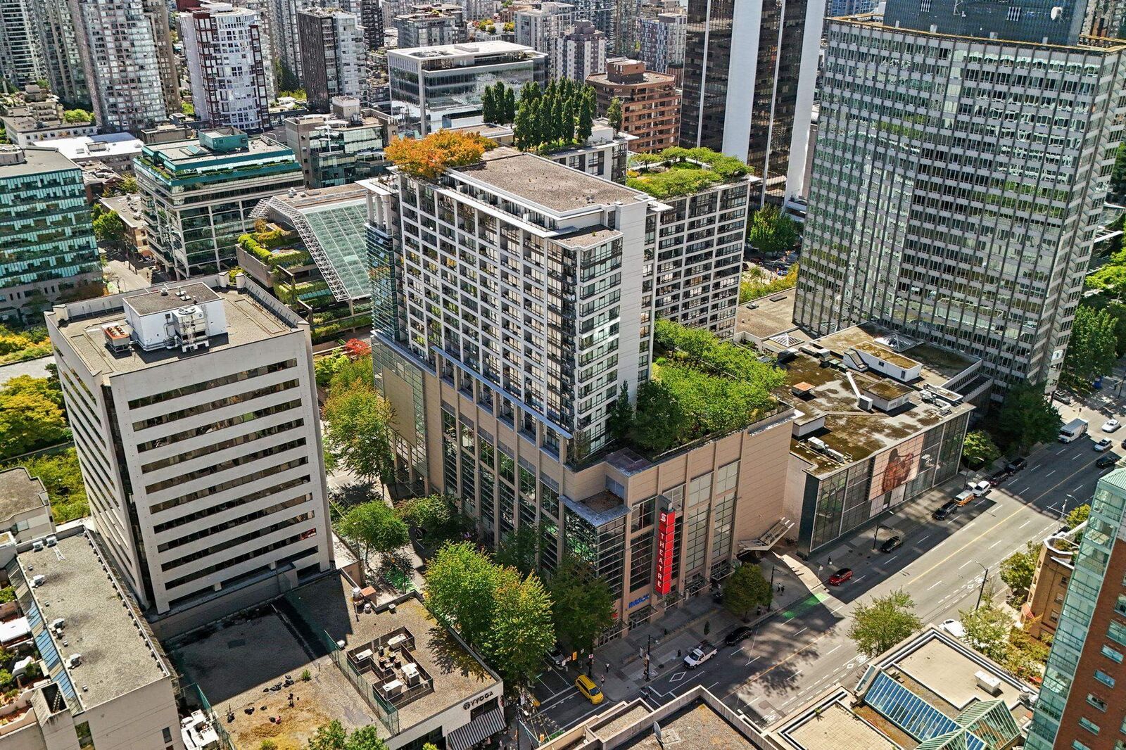 Property Photo:  938 Smithe Street 1321  BC V6Z 3H8 