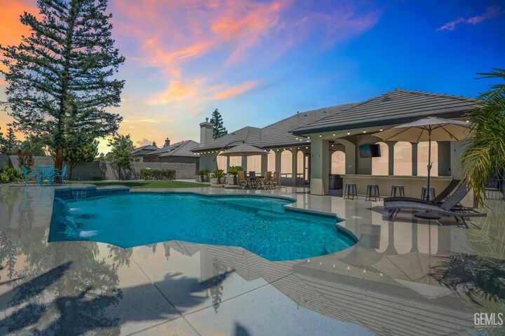 Property Photo:  15401 Albert Way  CA 93314 