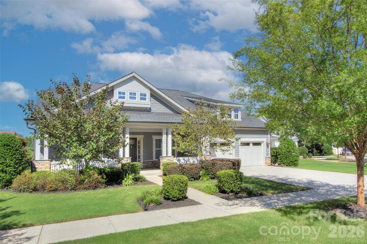 Property Photo: 12909 Sandpiper Grove Court NC 28278