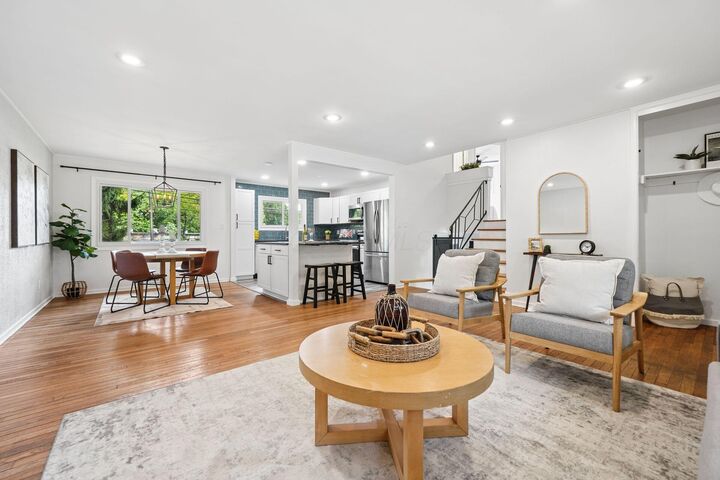 Property Photo: 916 Bricker Boulevard OH 43221