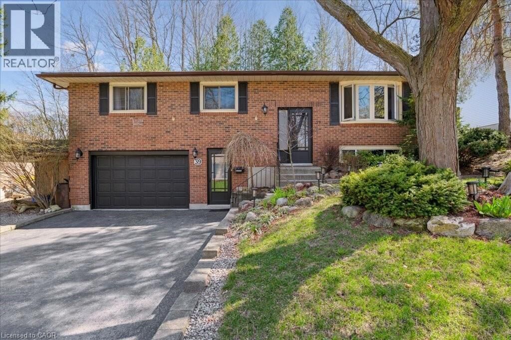 Property Photo:  39 Gordon Street  ON N1S 4K7 