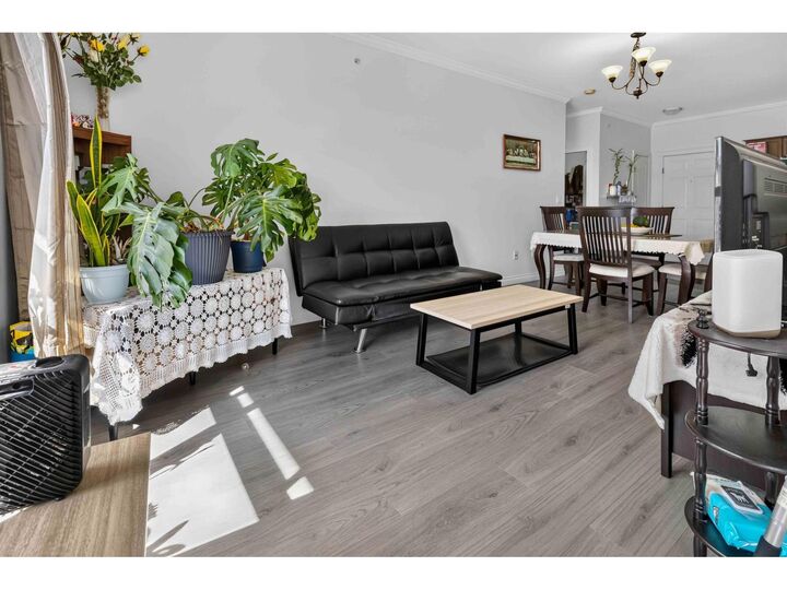 Property Photo: 46053 Chilliwack Central Road 304 BC V2P 1J5