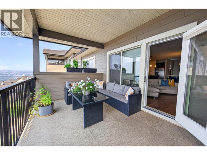 Property Photo: 1040 Mt Revelstoke Place 14 BC V1B 4E3