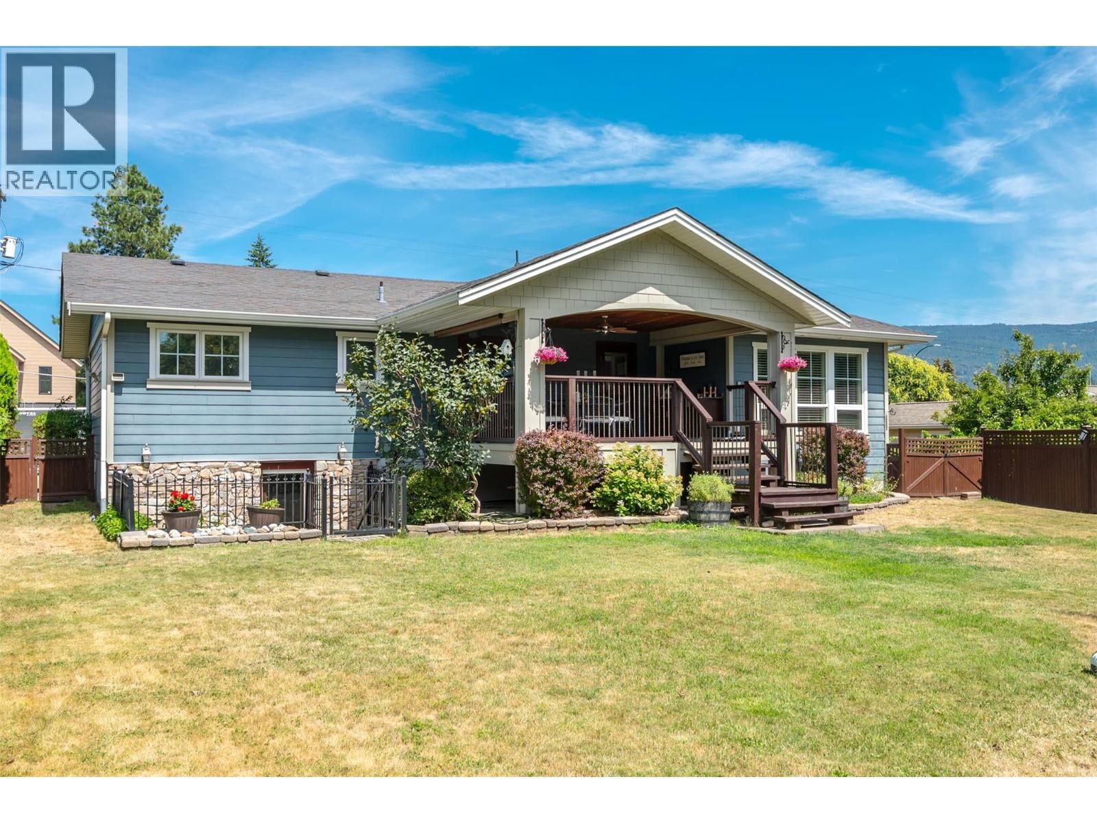 Property Photo: 1507 Wharf Street BC V0H 1Z9