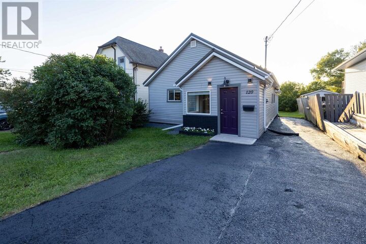 Property Photo:  120 Rockwood Ave S  ON P7B 4K2 