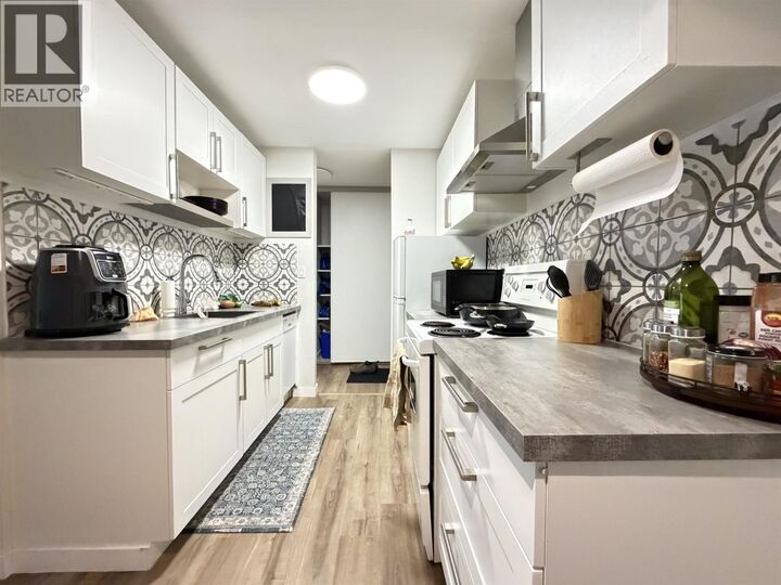 Property Photo:  280 Broadway Avenue 412  BC V2G 4J7 