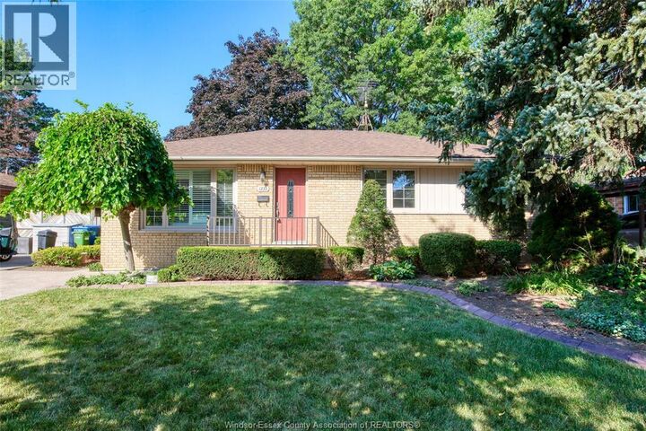Property Photo:  1233 Matthew Brady Boulevard  ON N8S 3K2 