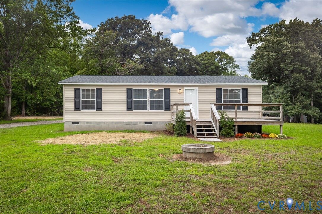 Property Photo: 2617 Herring Creek Road VA 23009