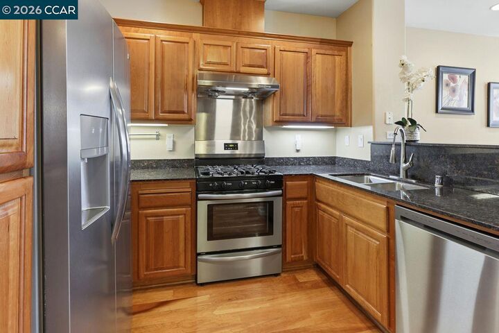 Property Photo: 3290 Maguire Way 404 CA 94568