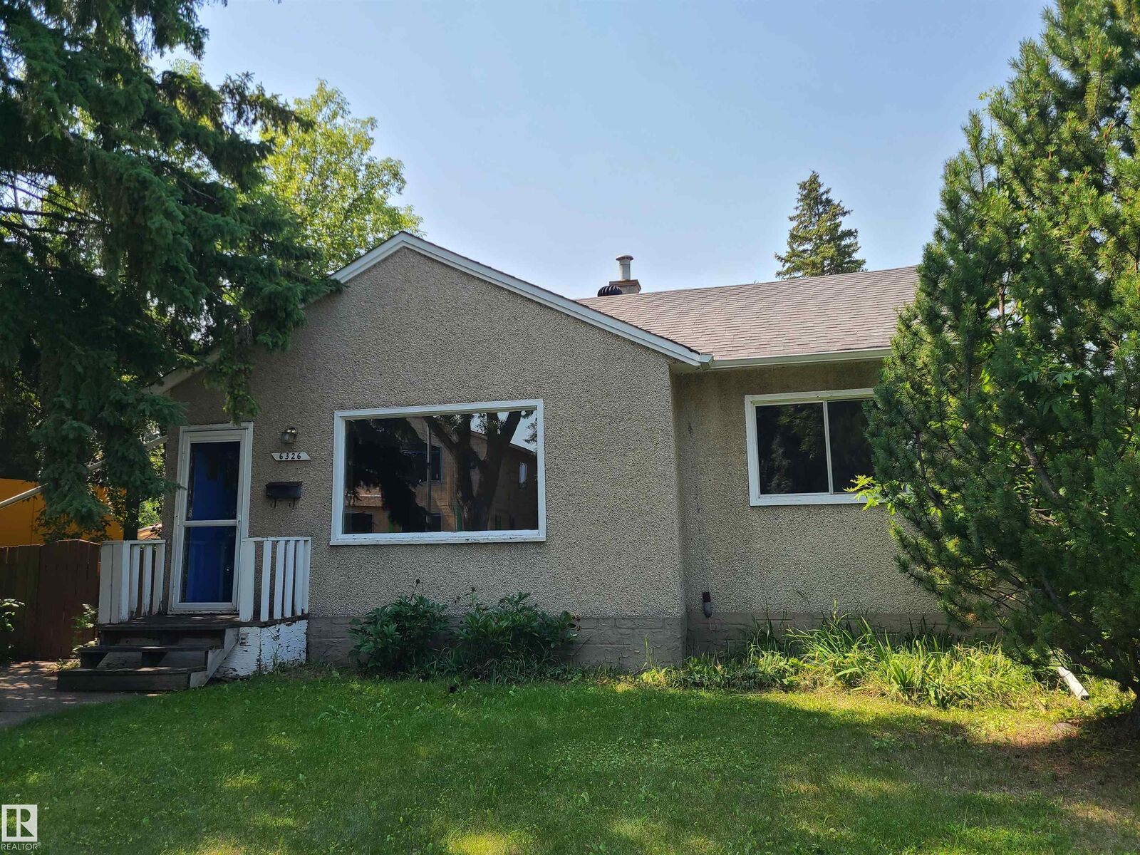 Property Photo: 6326 109A Street NW AB T6H 3C7