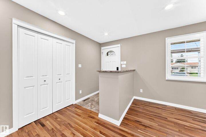 Property Photo: 6307 92A Avenue NW AB T6B 0T5