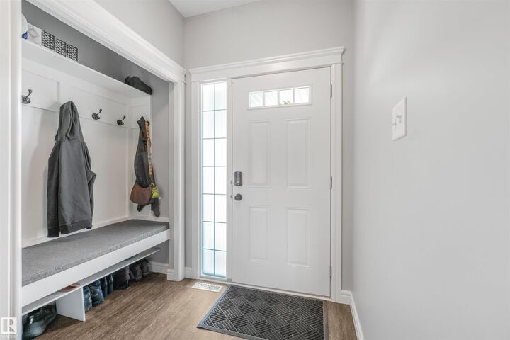 Property Photo: 17107 38 Street NW AB T5Y 3R8