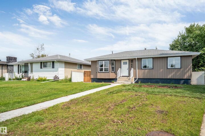 Property Photo: 6404 88 Avenue NW AB T6B 0M2