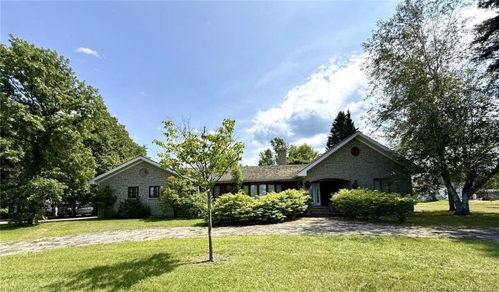 Property Photo: 728 Boul. St-Pierre Ouest NB E1W 1A1