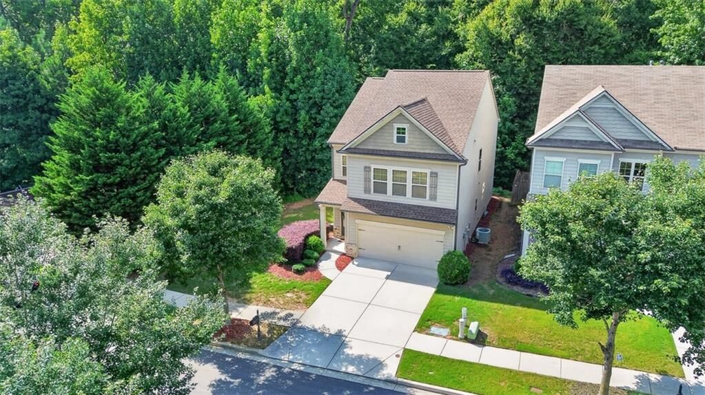 Property Photo:  1674 Maplecliff Way  GA 30518 