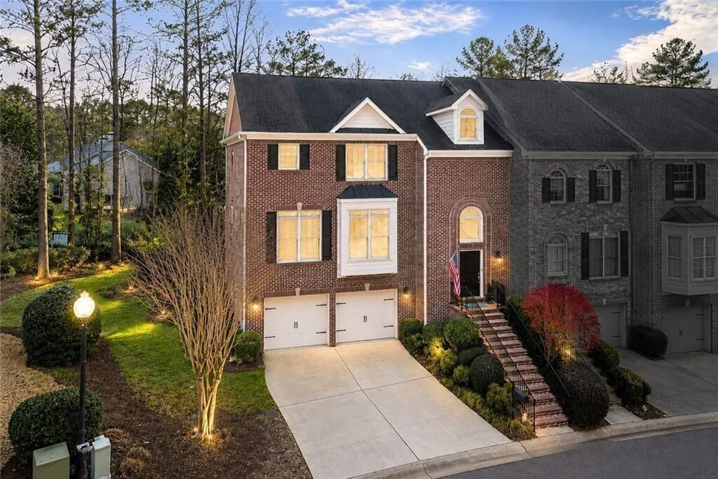 Property Photo:  7255 Village Creek Trace  GA 30328 