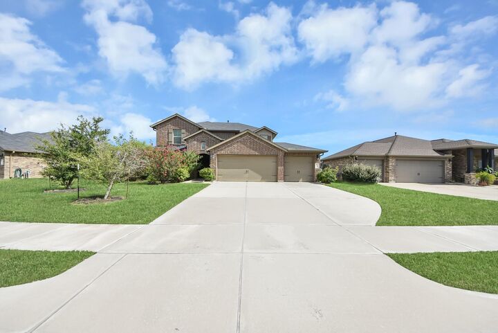 Property Photo:  8907 Jamison Drive  TX 77469 