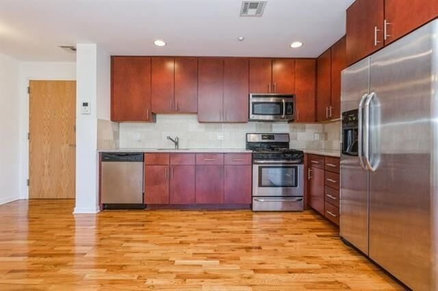 Property Photo:  17 Meadow Rd 307  NJ 07070 