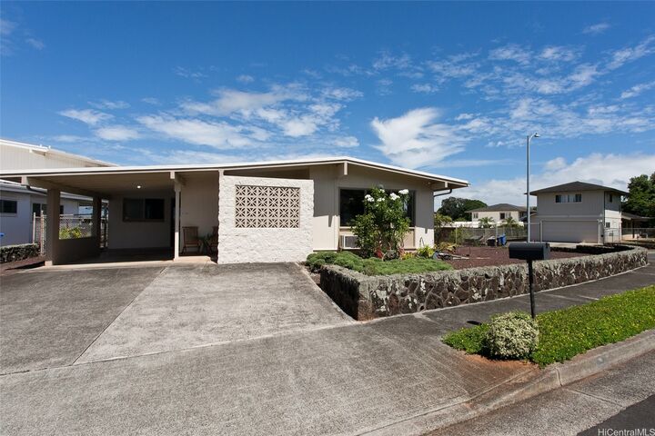 Property Photo: 1724 Hooheke Street HI 96782