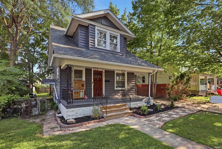 Property Photo:  910 Nuttman Avenue  IN 46807 
